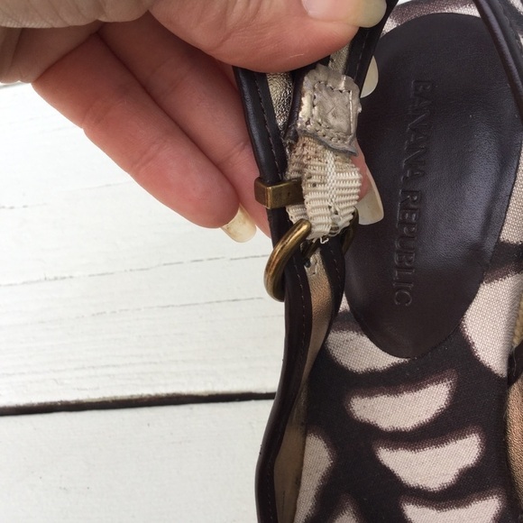 Banana Republic Wedge Sandals - Picture 7 of 8